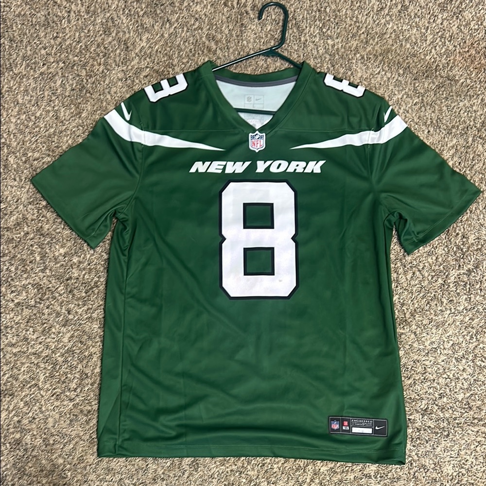 Aaron Rodger’s New York Jets jersey